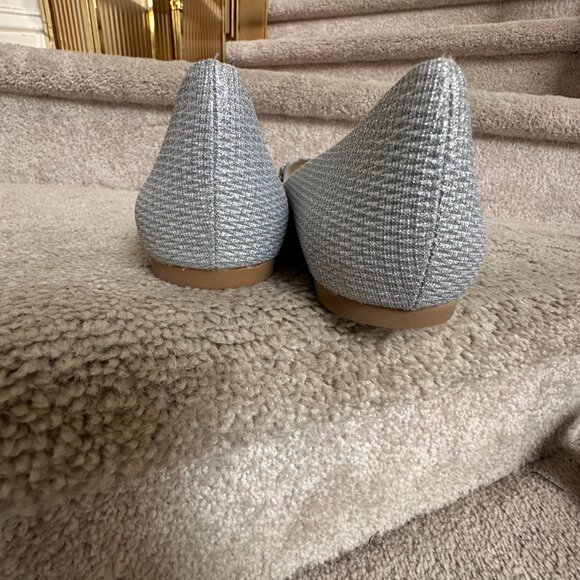 The Badgley Mischka Silver Flats Size10 - Picture 3 of 7